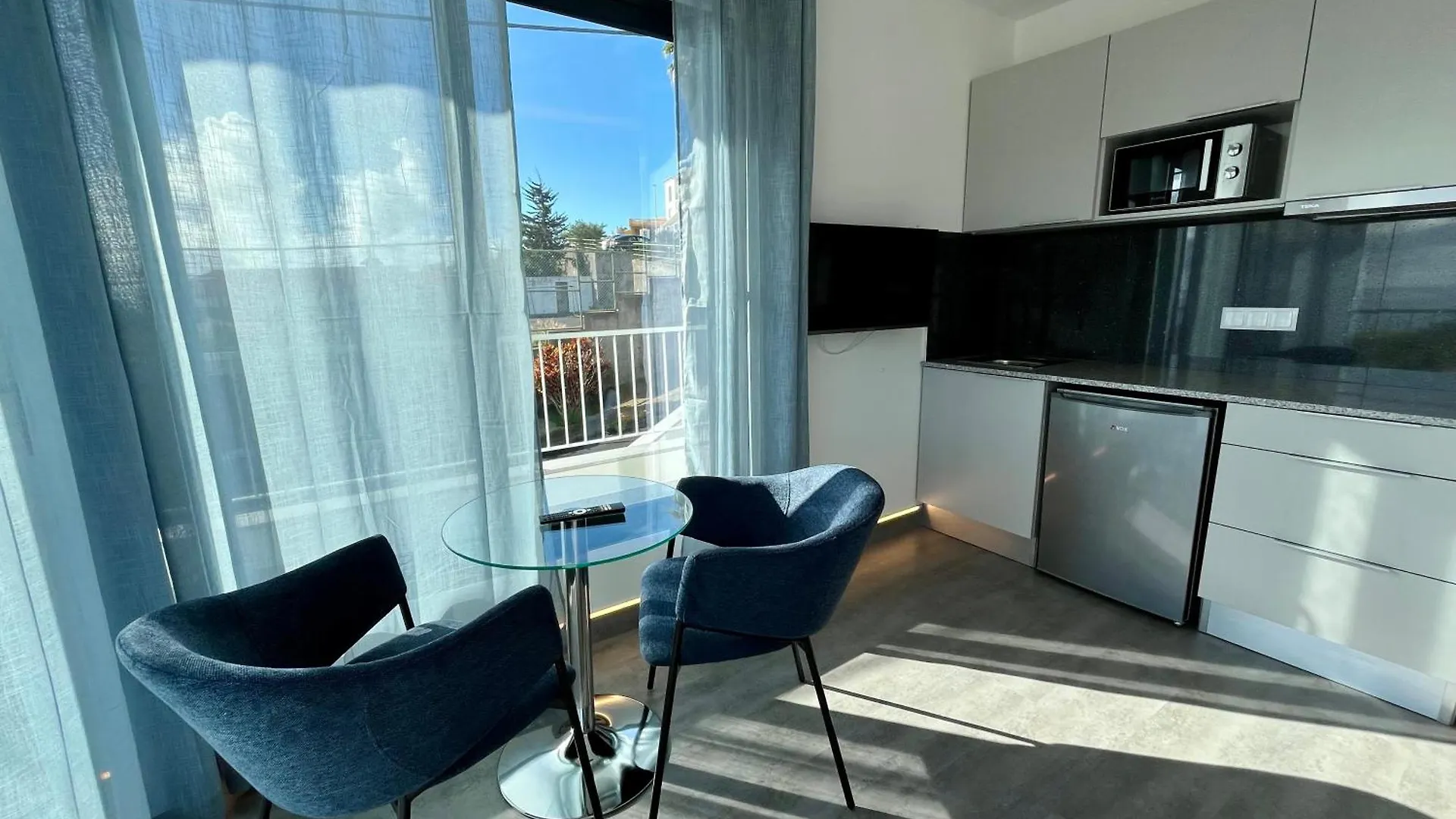 Scirocco Suites Madeira - Ocean View Água de Pena Appartamento